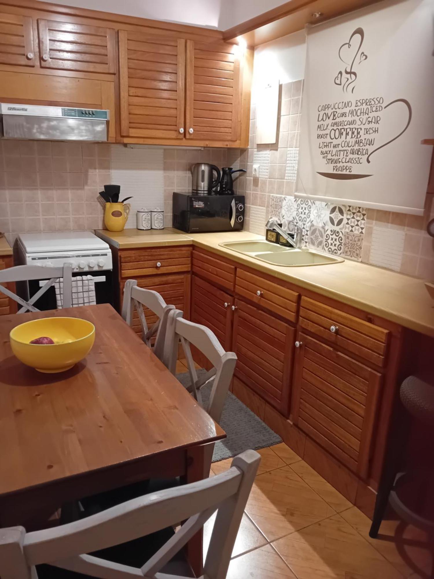 شقة Joanna'S Heart Of Athens One Br Charm Balcony View Walk To Tourist Spots المظهر الخارجي الصورة